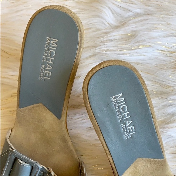 Michael Kors wooden slides - Picture 3 of 5